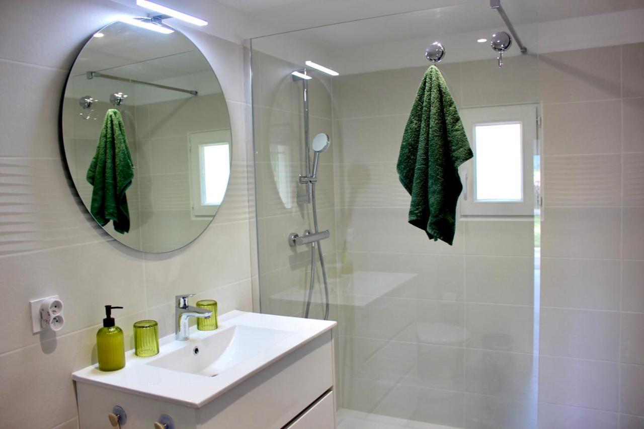 Appartement Prive A La Campagne Figanieres Экстерьер фото